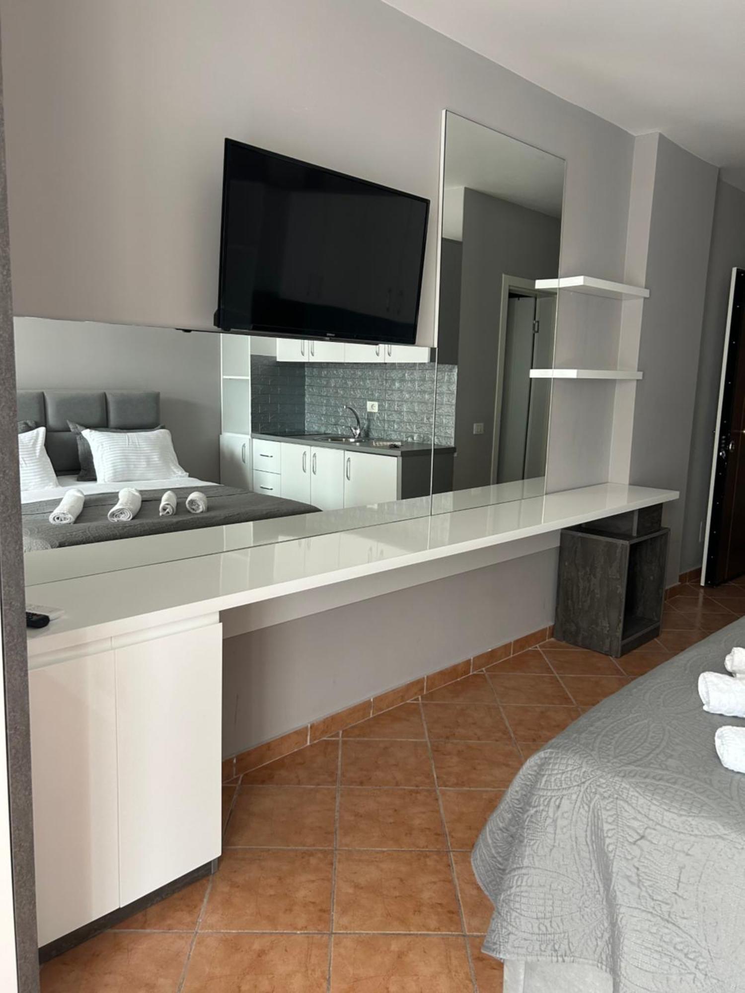 Raci Apartment Shengjin